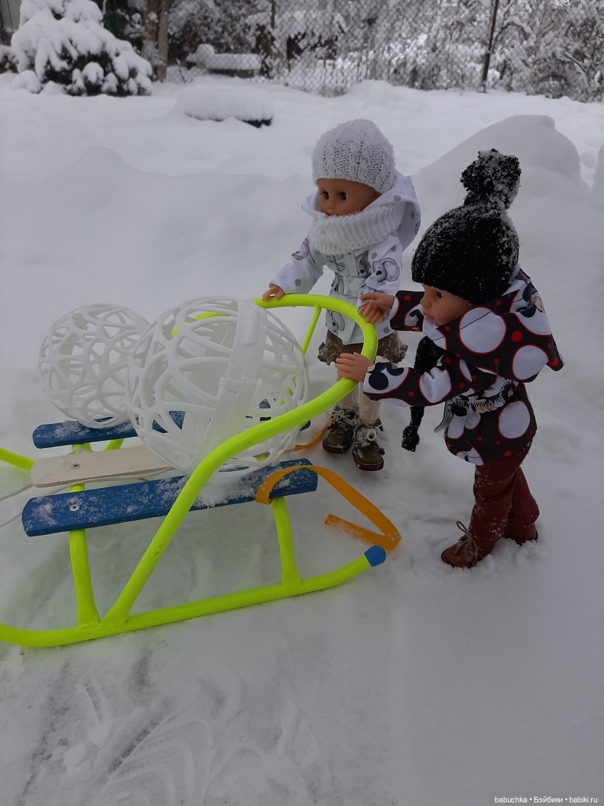Зимние фото и эпизоды из жизни кукол (фото 10)
