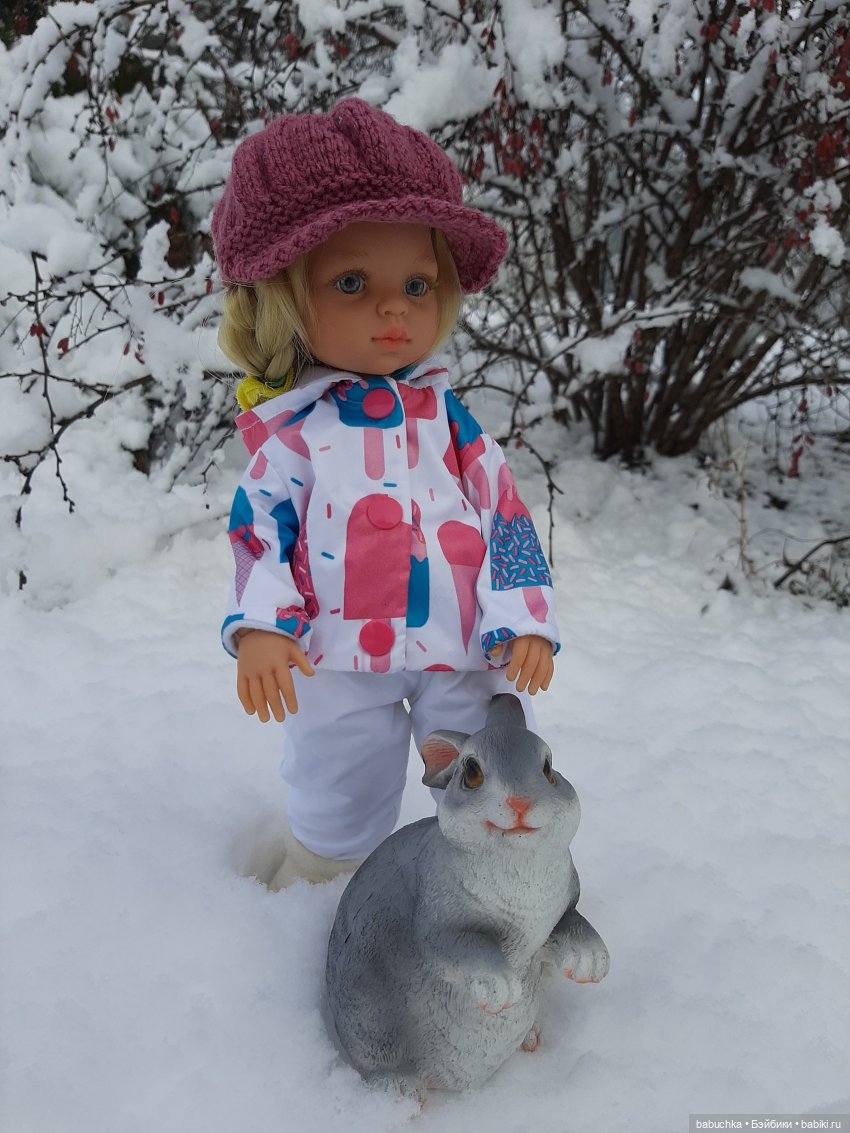 Зимние фото и эпизоды из жизни кукол