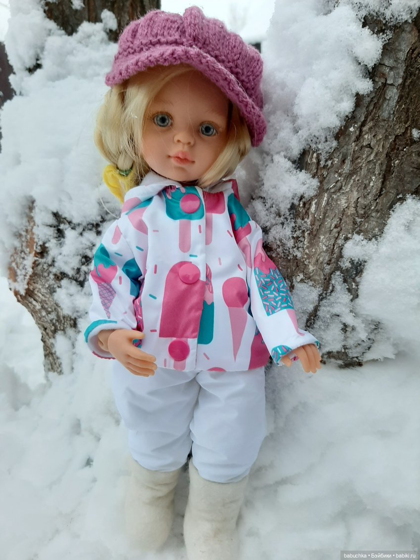 Зимние фото и эпизоды из жизни кукол