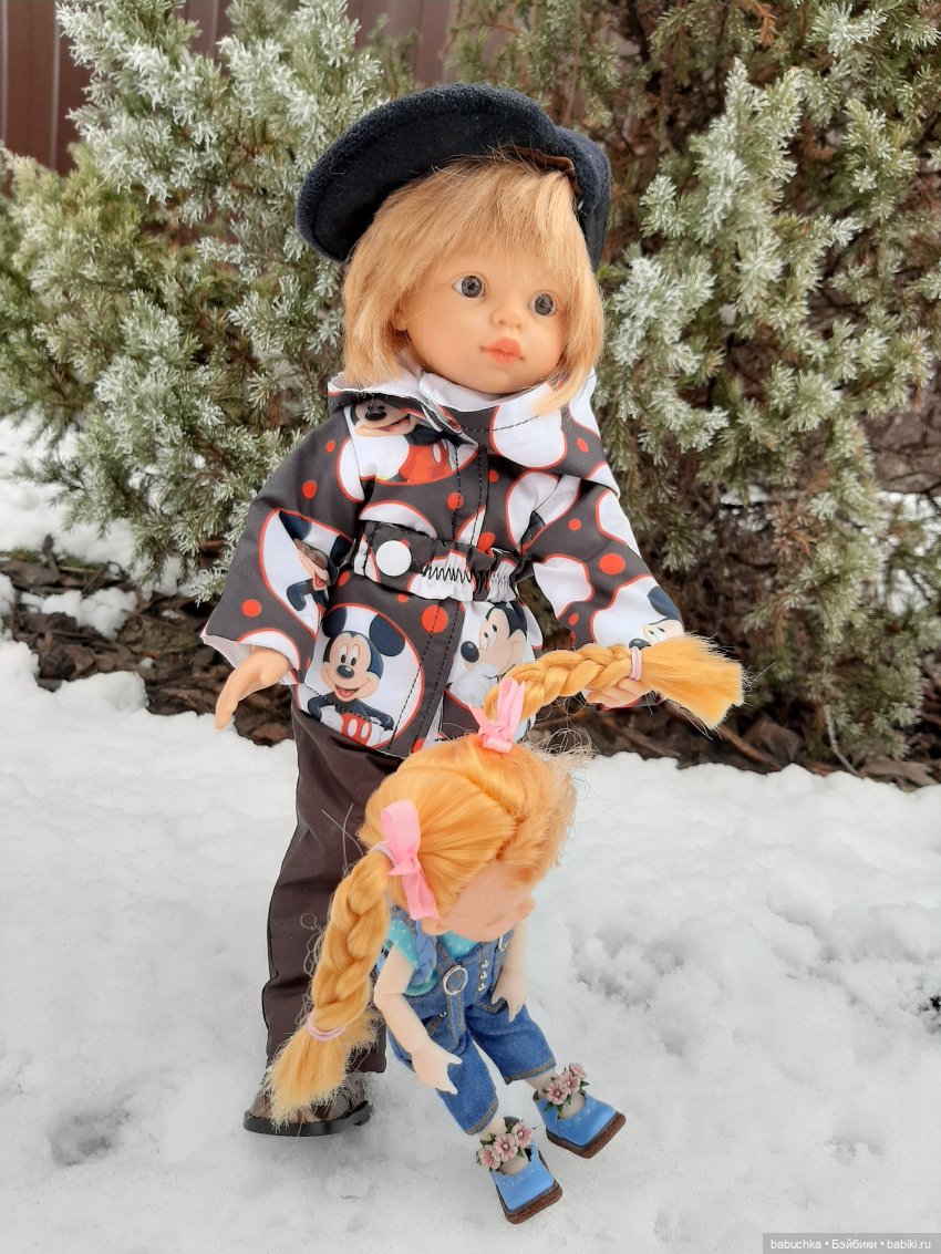 Зимние фото и эпизоды из жизни кукол