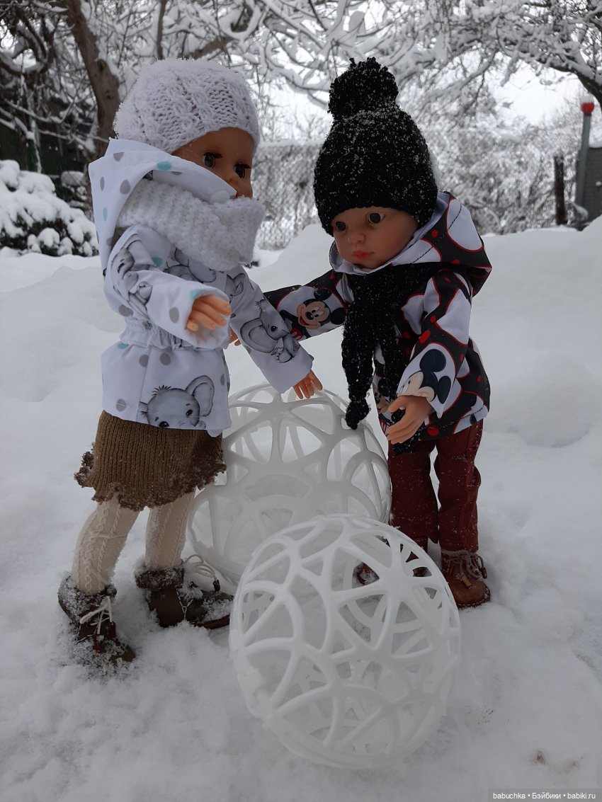 Зимние фото и эпизоды из жизни кукол