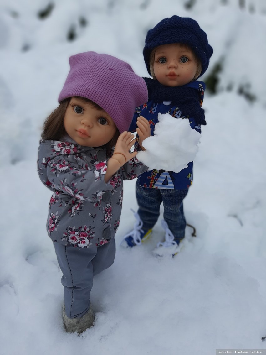 Зимние фото и эпизоды из жизни кукол