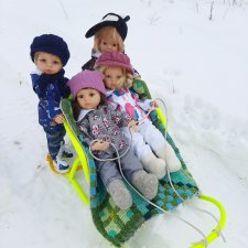 Зимние фото и эпизоды из жизни кукол