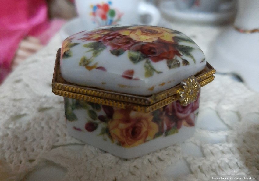 Сюжетные полочки - 3 (Чаепитие в уютном дворике.)