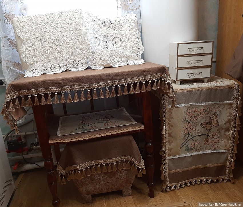 Мы время, мы время зря не тратим. Неведом, неведом нам покой