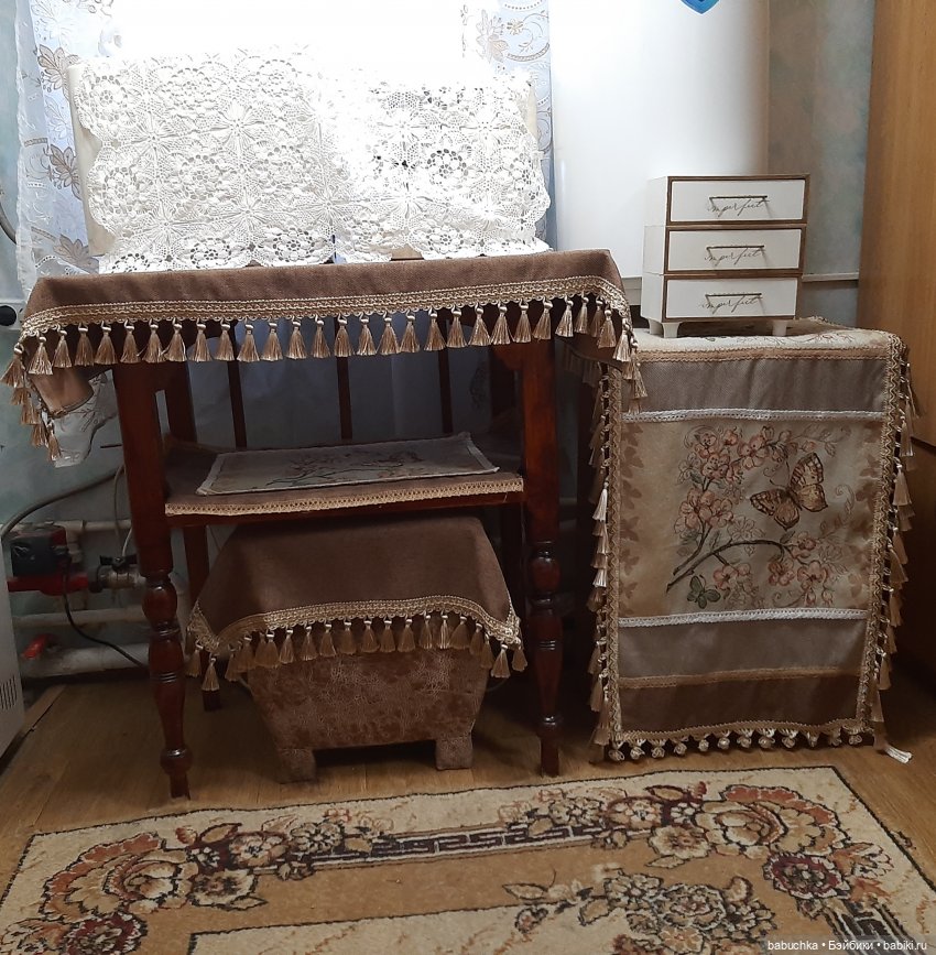 Мы время, мы время зря не тратим. Неведом, неведом нам покой