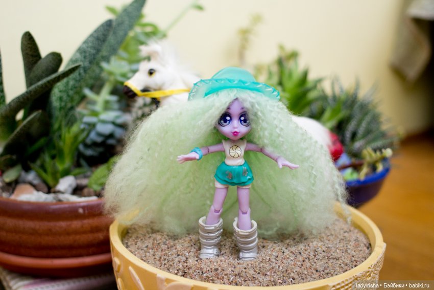 capsule chix парик ladyirisha