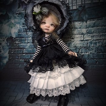 Эльвира,в будущем повелительница тьмы