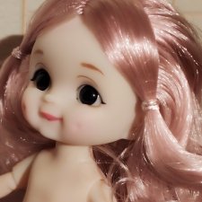 Шарниная куколка#2, с 2 ЯМОЧКАМИ, цвет волос розовый блондин.