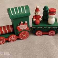 Рождественский поезд,. 5 моделей . Старая цена!