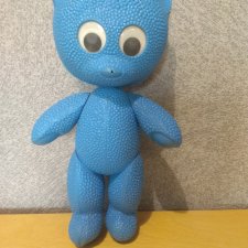 Игрушка из детства. Это кот или медведь?