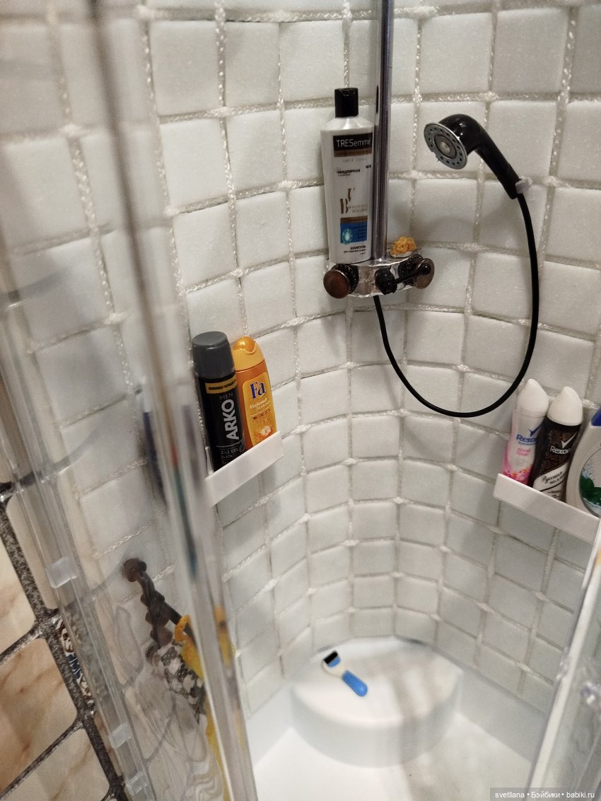 Ванная комната с душевой кабиной в кукольный ДОМ