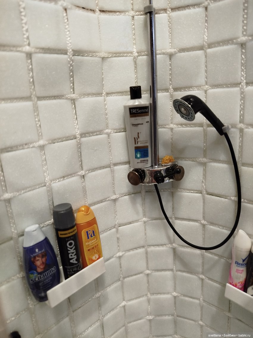 Ванная комната с душевой кабиной в кукольный ДОМ