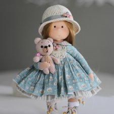 Барышня с мишкой