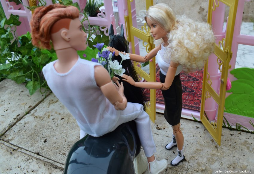 Сёстры — Куклы Barbie (Барби): Looks (фото 7)