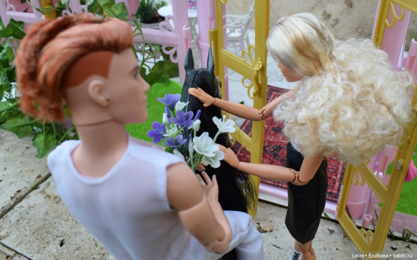 Сёстры — Куклы Barbie (Барби): Looks (фото 6)