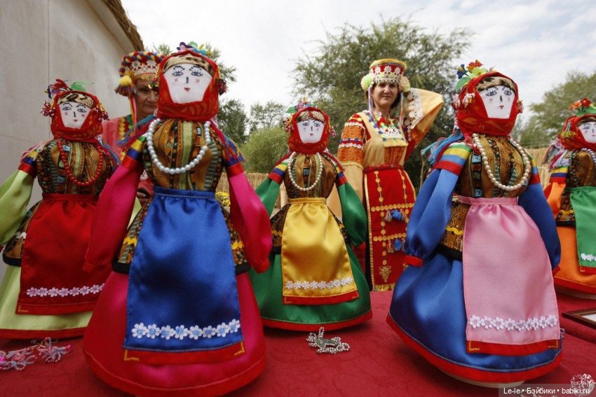 Куклы некрасовских казаков