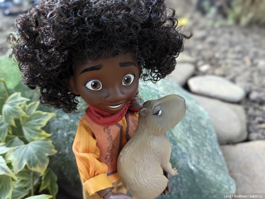 Новый друг, да какой — Куклы Disney Animators и Принцессы Диснея: Disney Store
