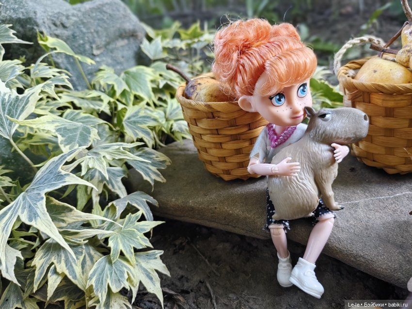 Новый друг, да какой — Куклы Disney Animators и Принцессы Диснея: Disney Store