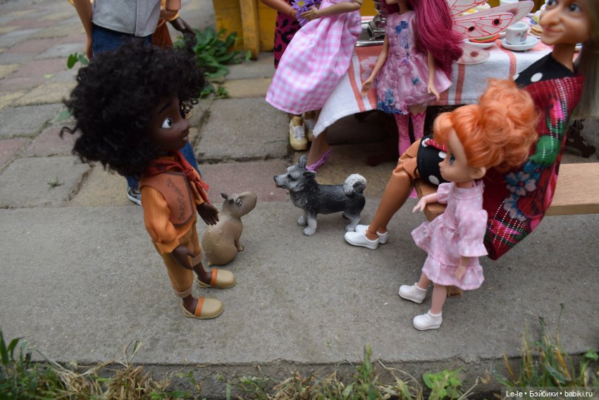 С корабля на чай. Гости из Энканто