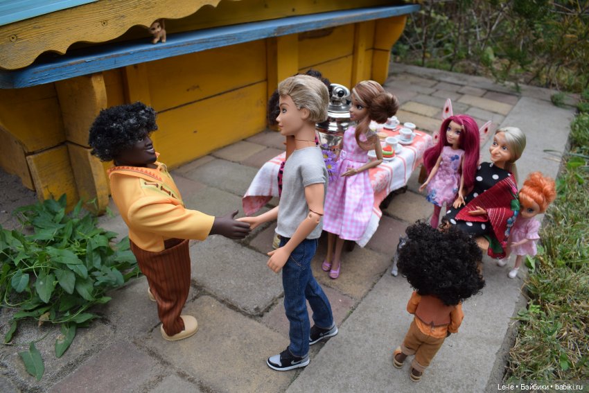 С корабля на чай. Гости из Энканто