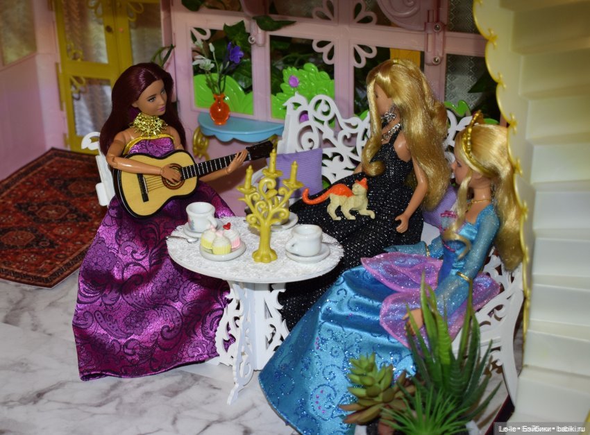 Дебют — Куклы Barbie (Барби): Looks (фото 3)