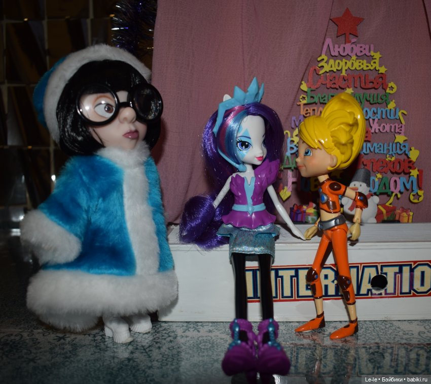 Новенькие на новогодней ёлке (фото 8)