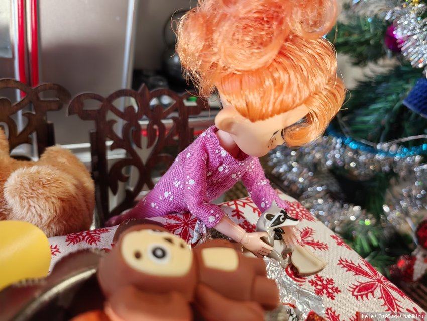 Как Нюрка выслеживала Деда Мороза