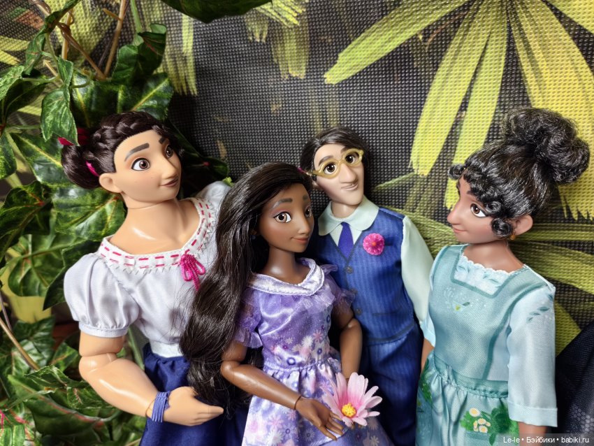 Семейство Мадригаль — Куклы Disney Animators и Принцессы Диснея: Disney Store (фото 3)