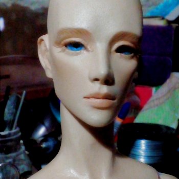 Юноша 06 с длинными волосами