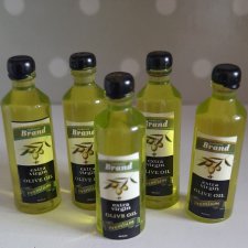 Бутылочки оливкого масла