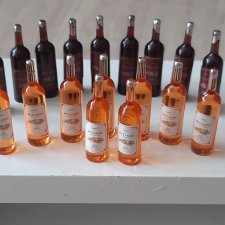 Бутылочки вина#