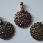 Подвески в ретро стиле