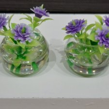 Вазочки с цветами