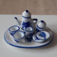 Чайный сервиз .