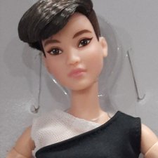 Барби looks азиатка