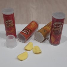 Чипсы Принглс