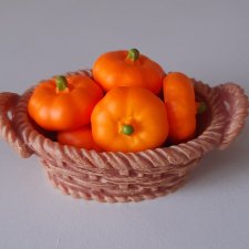 Корзинка с тыквами