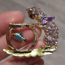 Брошь кошечка с рыбкой