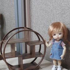 Полочка в кукольный домик