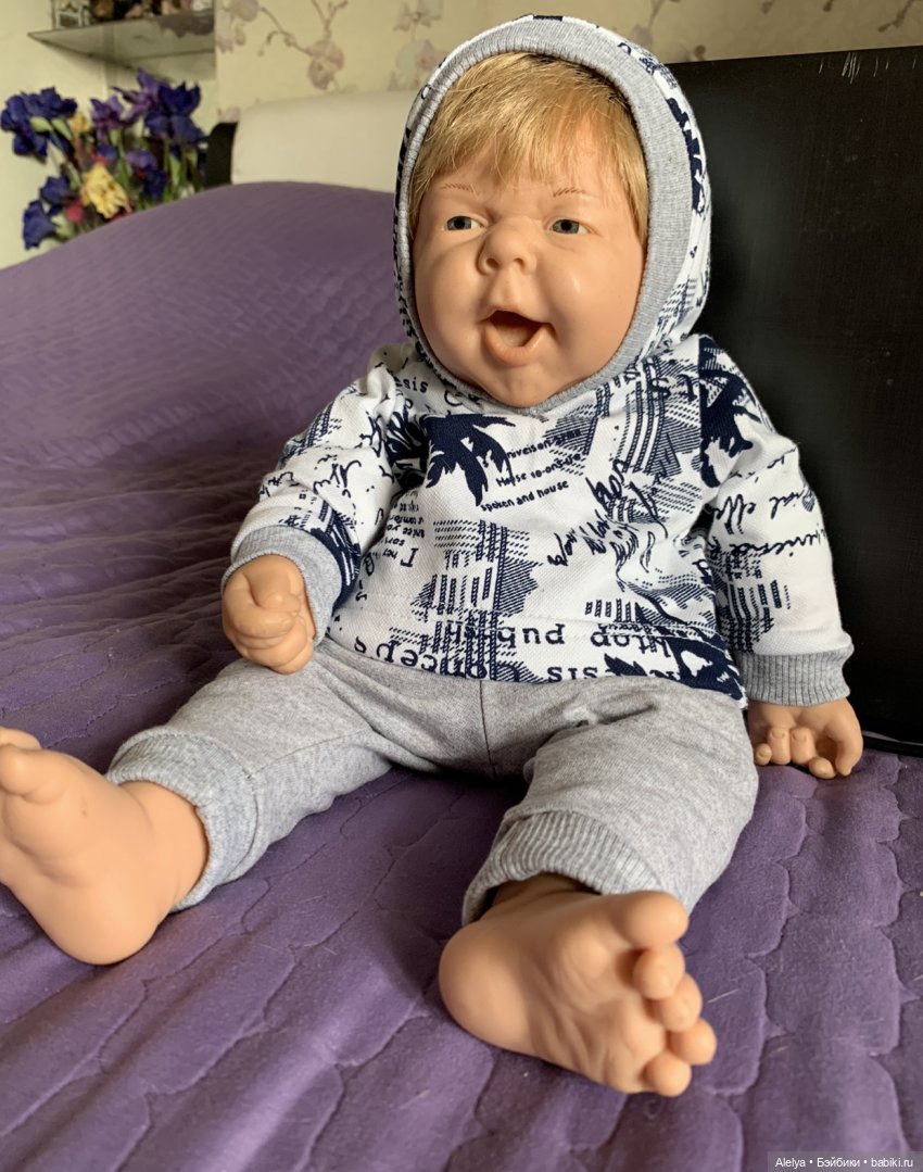 Славный ваш Димка. У нас тоже есть похожий.