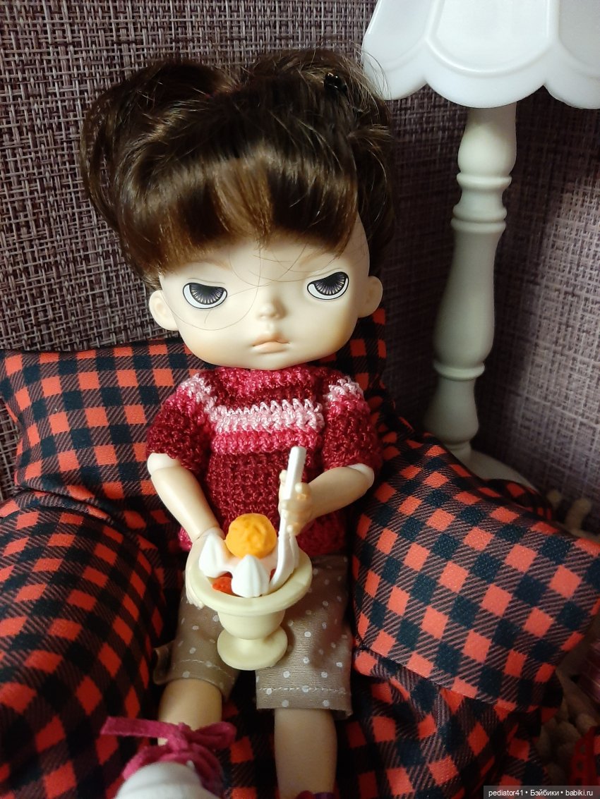 Необычное соседство ( бутерброд и книга) (фото 9)