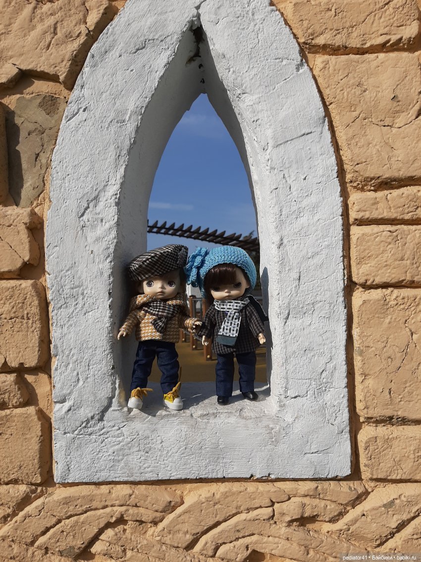 Весенние каникулы Карлы и компании. Часть первая (Солнце, море и первый дождик) (фото 6)