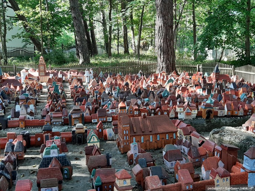 "Балтийский берег, солнечный рассвет"