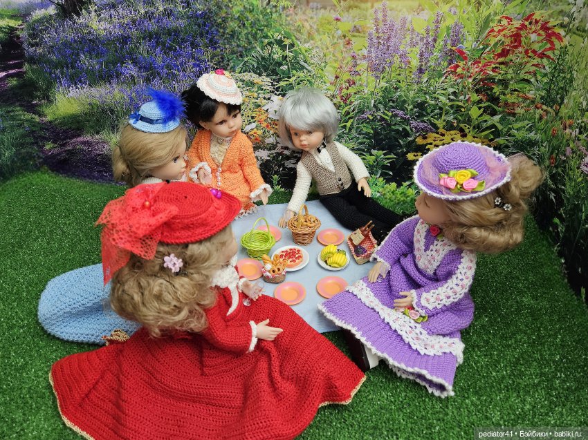 Две сестры. Загородная прогулка