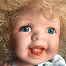 Рукодельницы, кто свободен поменять нам реснички и убрать старый клей, на этой неделе и не по космической цене. Отзовитесь, Москва, САО