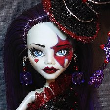 Карнавальная дива - готическая, таинственная, манящая