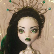 Морская сирена поздравляет всех с Новым годом