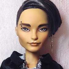 Мужская кукольная привлекательность