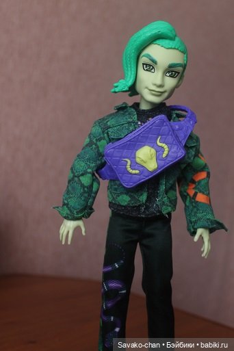 Такие разные Дьюсы — Куклы Monster High и Ever After High: G1 (фото 3)